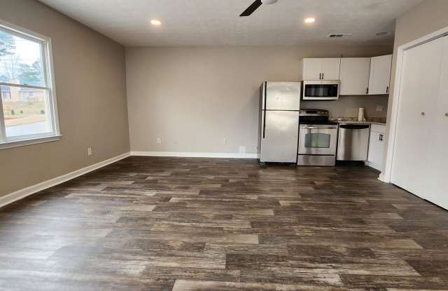 5405 Cindy Lane Southeast - B photos photos