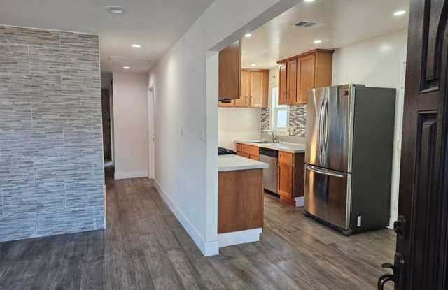 FABULOUS 4 BEDROOM in Milpitas Gallery 3