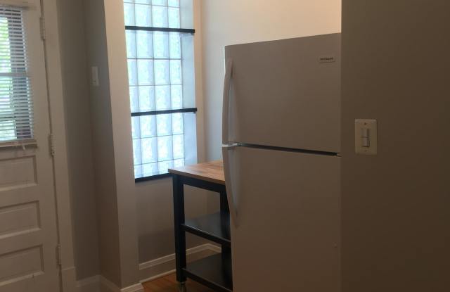 410 Thomas Avenue2nd Floor Gallery 3