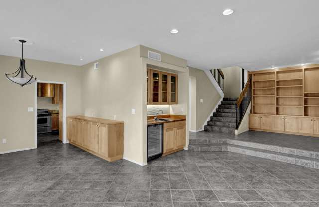 5704 Mira Grande Drive Gallery 4