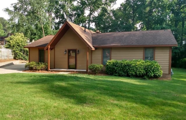 215 ASHLEY Circle - 215 Ashley Circle, Martinez, GA 30907