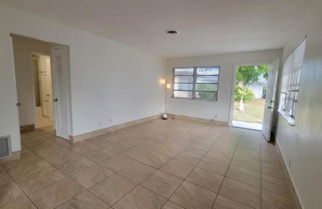 1821 NE 56th St photos photos