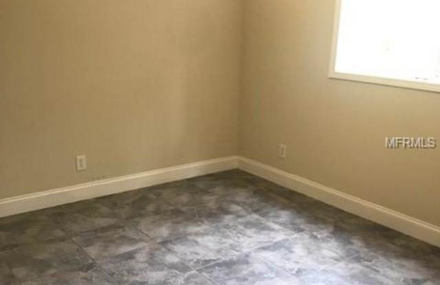 5831 LITTLE RIVER DRIVE Gallery 4