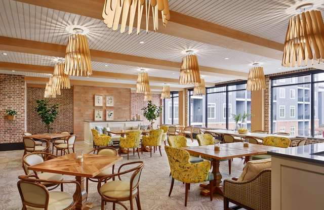Icon Riverwalk 55+ Active Adult Apartment Homes Gallery 2