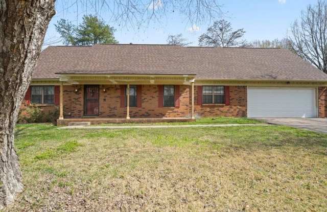 676 HERMITAGE TRAIL Dr photos photos
