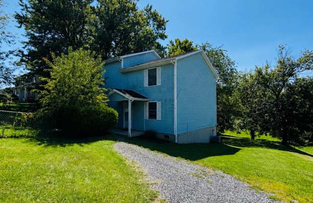 Duplex in Christiansburg Gallery 1
