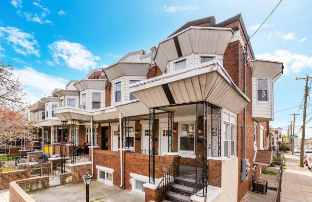 5758 Spruce St photos photos