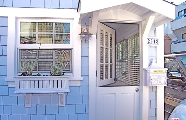 2323 GRAND CANAL - 2323 S Grand Cl, Los Angeles, CA 90291
