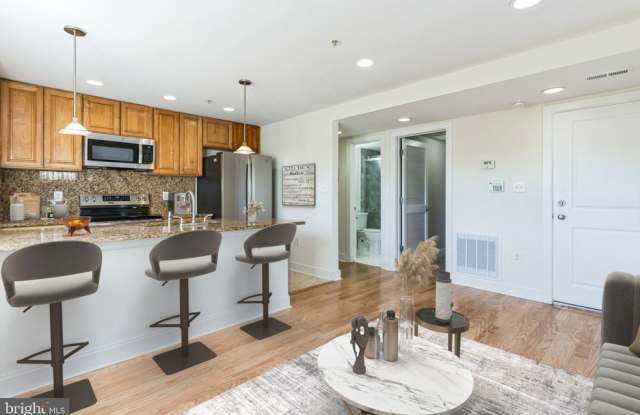 1300 Belmont St., NW - 101Unit 101 Gallery 3