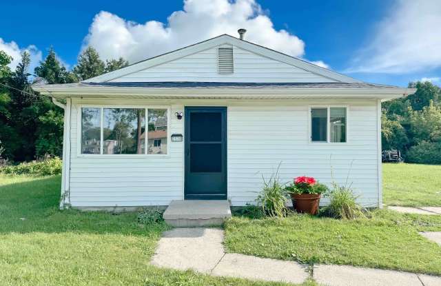 2538 White St - 2538 White Street, Saginaw, MI 48601