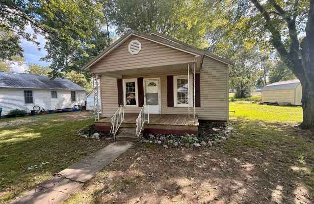 2 bed 1 bath home in Milan TN Gallery 1