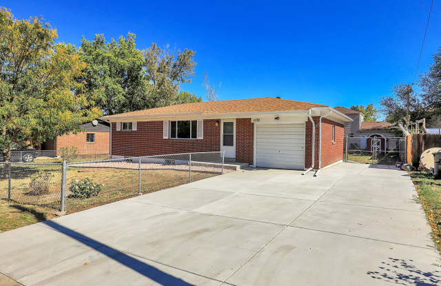 4 bedroom, 2 bath Home in Golden photos photos