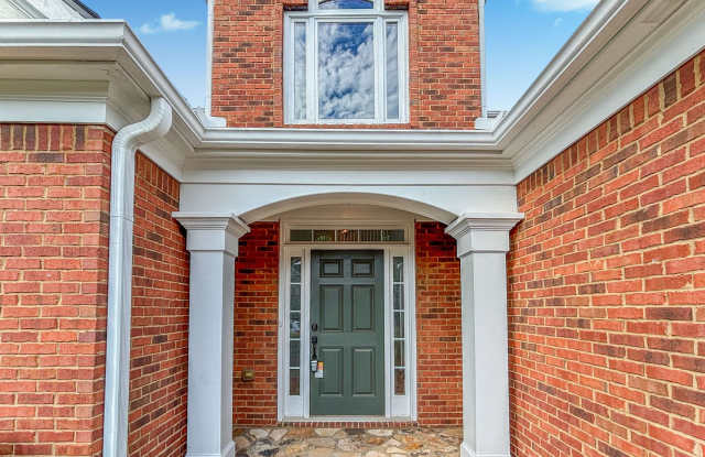 Gorgeous 4 BR Home in Mableton! Gallery 3