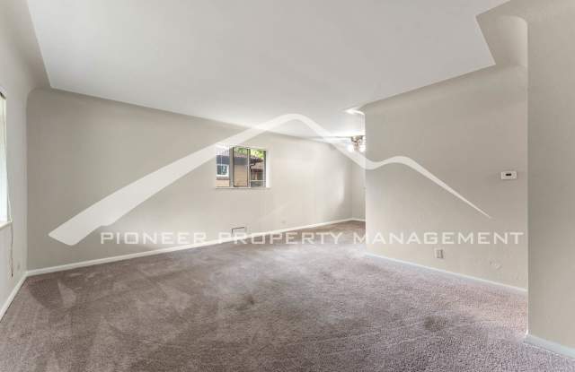 Charming Brick Ranch With Two Car Garage and Central AC Gallery 4