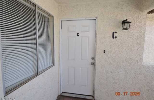 5267 Del Gado Drive Gallery 2