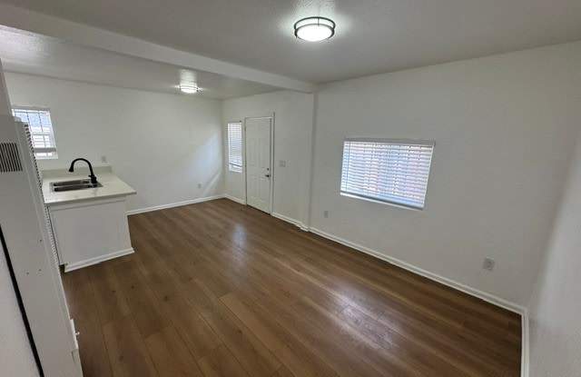751 E. 76th Pl. Gallery 3