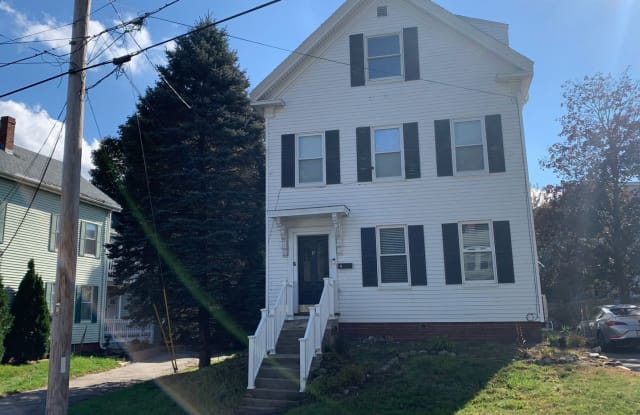 15 Ferry Street - 15 Ferry Street, Haverhill, MA 01835