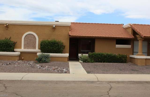 520 W HONONEGH Drive Gallery 2