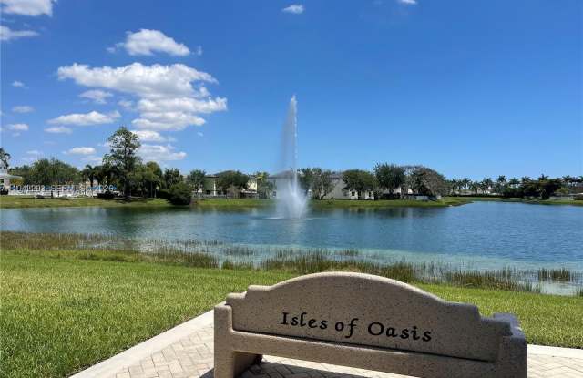 134 SE 28th Ter photos photos