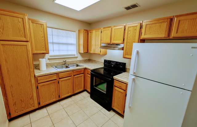1708 Chacon St photos photos 1708 Chacon St photos photos