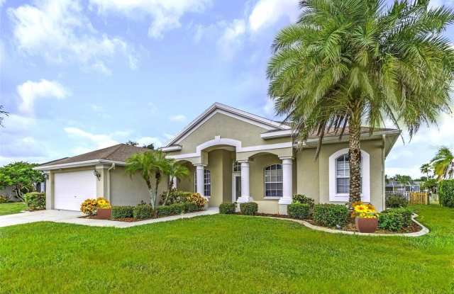1141 BAYCOVE LANE photos photos
