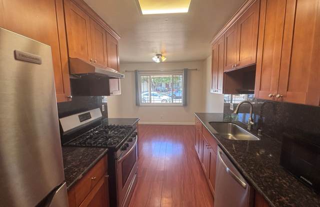 Fremont - Charming 3bed/2bath Home in the Desirable Mission San Jose Neighborhood! Gallery 3