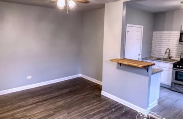6730 S Chappel Ave - 6730 South Chappel Avenue, Chicago, IL 60649
