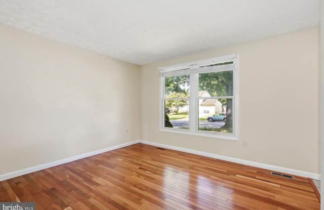 7545 BRENISH Drive Gallery 4