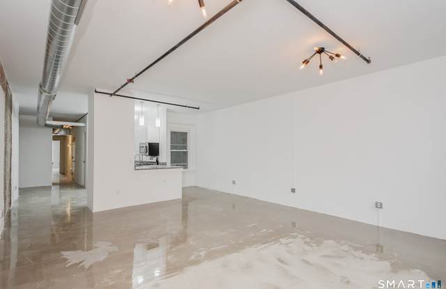 Hartford Lofts Gallery 4