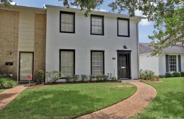 10025 Smitherman Dr Gallery 2