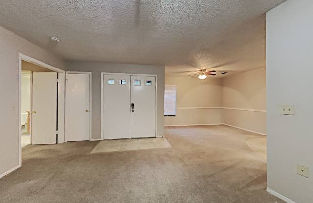 7806 Royal Hart Drive Gallery 3