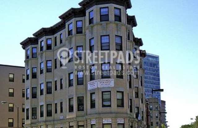 204 Hemenway St. photos photos