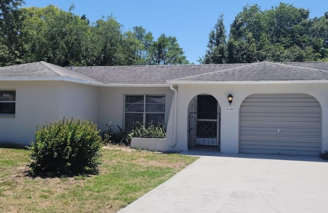 9246 Bladon St photos photos