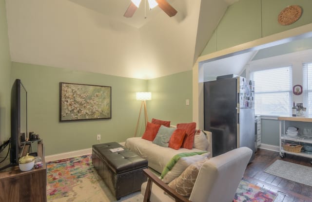 4156 Oak Street, Unit 2 - 4156 Oak Street, Kansas City, MO 64111