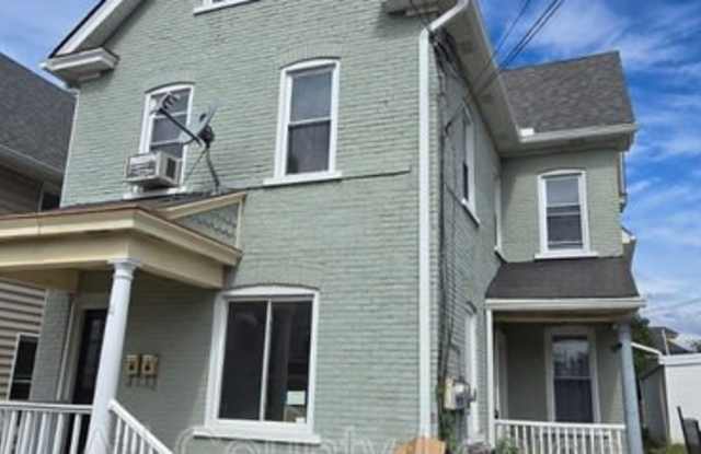 61 E Goepp St photos photos