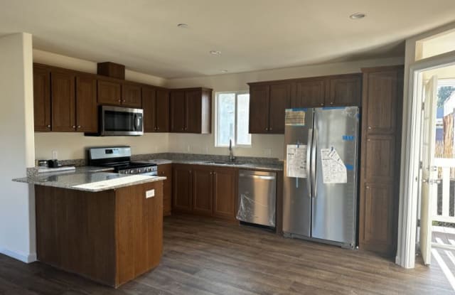 327 N. Atlantic blvd #B b - 327 North Atlantic Boulevard, Alhambra, CA 91801