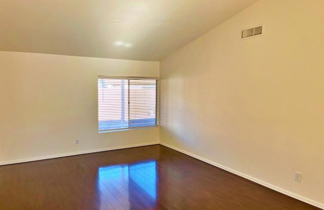 1232 E Scott Avenue Gallery 2