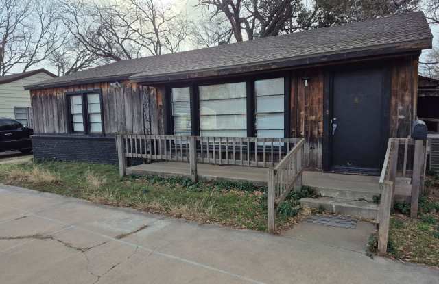 Charming 3-Bedroom, 2-Bath Home with Bonus Living Space photos photos