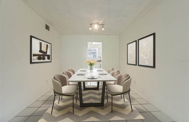 7517 ABONADO Road Gallery 3