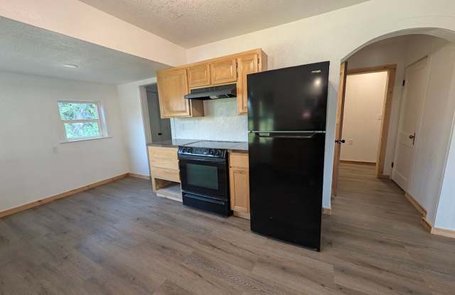 2 Bedroom 2 Bath Updated Kamiah House Gallery 1