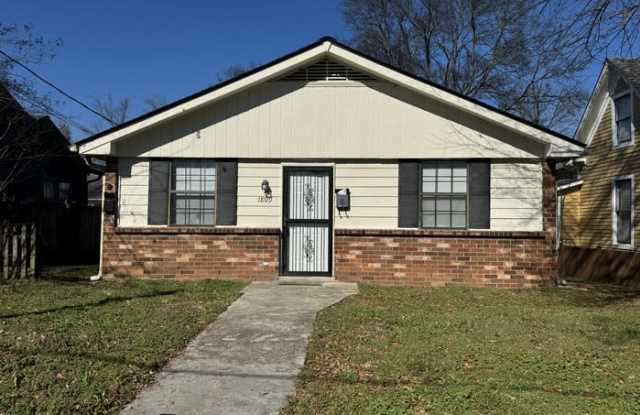 1809 Lillian Street photos photos