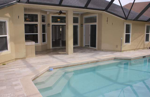 325 LAUDEN Court Gallery 3