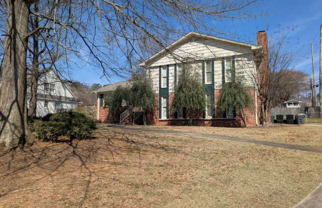 Vestavia Living: 4 Bed, 2.5 Bath Rental on Catala Rd photos photos