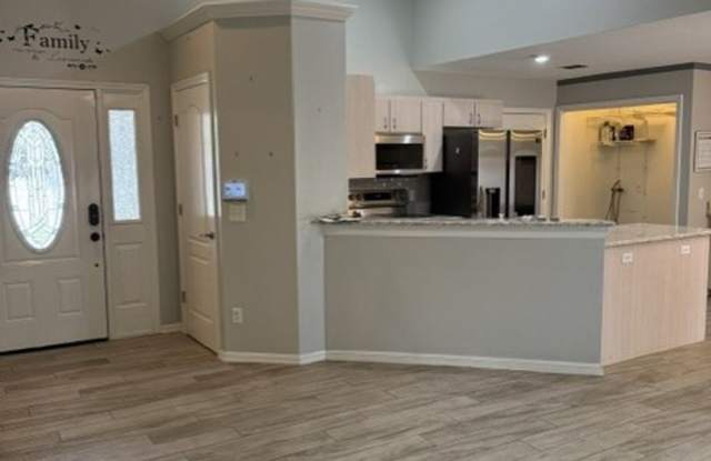 Well maintained home in Silver Oaks! Great location! photos photos