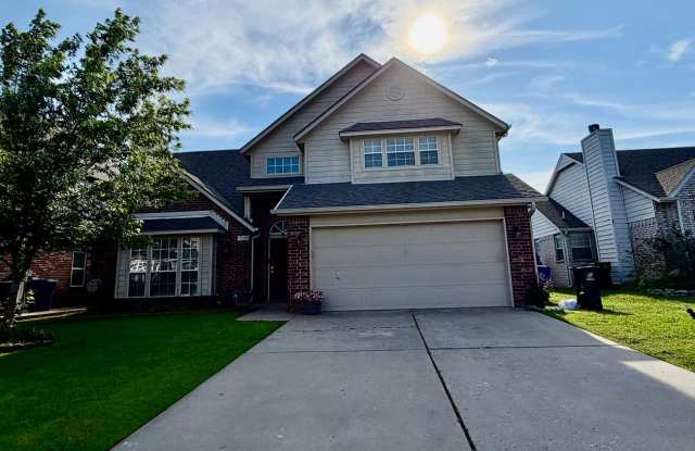 Broken Arrow Union Schools Single Family Home for Rent 5 beds 2.5 bath photos photos