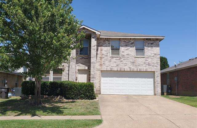 8749 Hunters Trail - 8749 Hunters Trail, Fort Worth, TX 76123