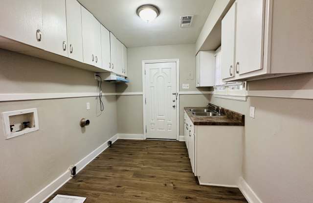 2176 Vollintine Ave Gallery 4