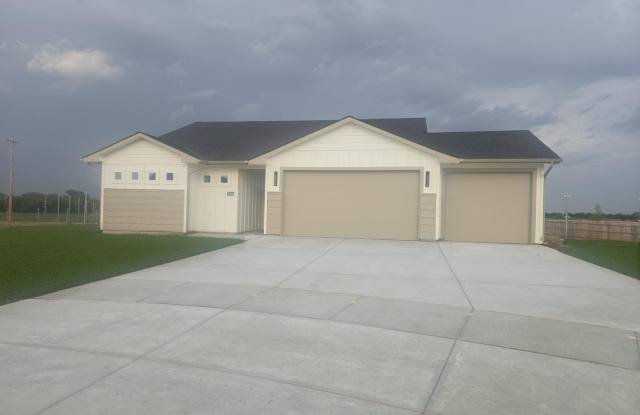 Brand-New 3 Bedroom Home with 3-Car Garage in Goddard photos photos