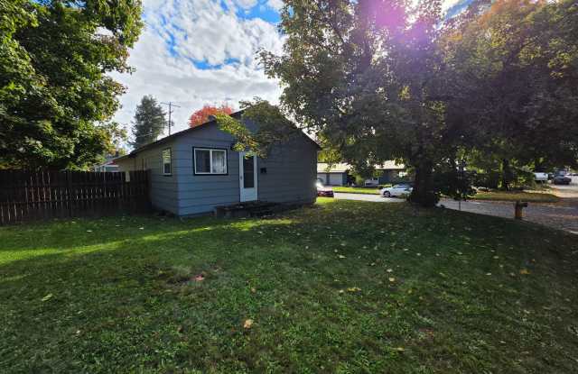 Cozy 2 Bed 2 Bath Home w/ office Gallery 3