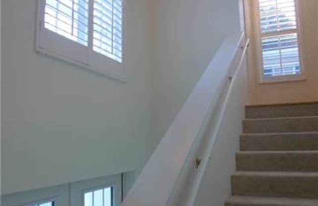 7091 Barrington CIR Gallery 2